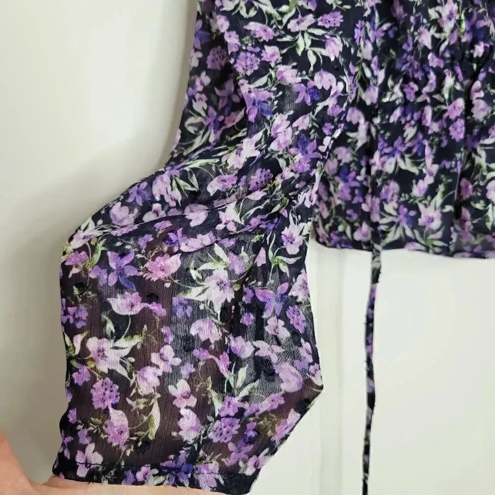 ASTR ALCOTT FLORAL TOP  - Picture 10 of 14